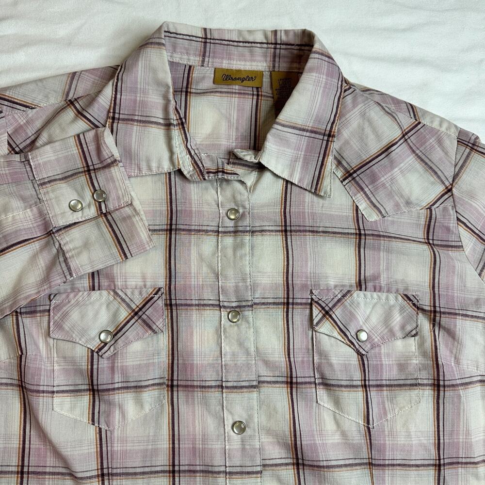 Wrangler Shirt Womens Large Western Cut Pearl Snap Roll Tab Sleeves Cowgirl Pink